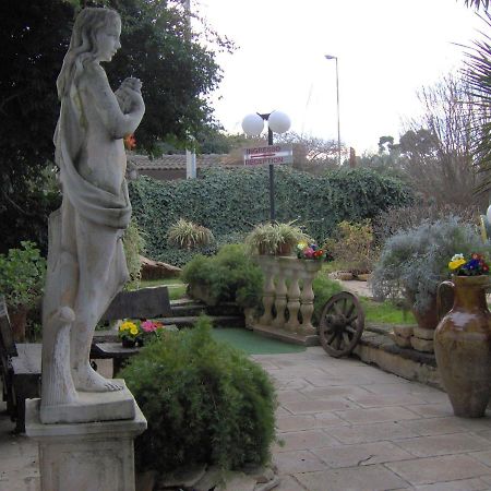 Bed & breakfast Santa Fara Bari Bagian luar foto