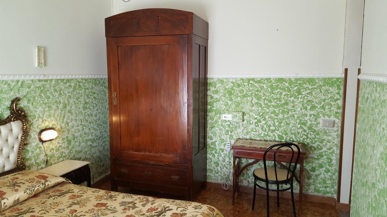 Bed & breakfast Santa Fara Bari Bagian luar foto