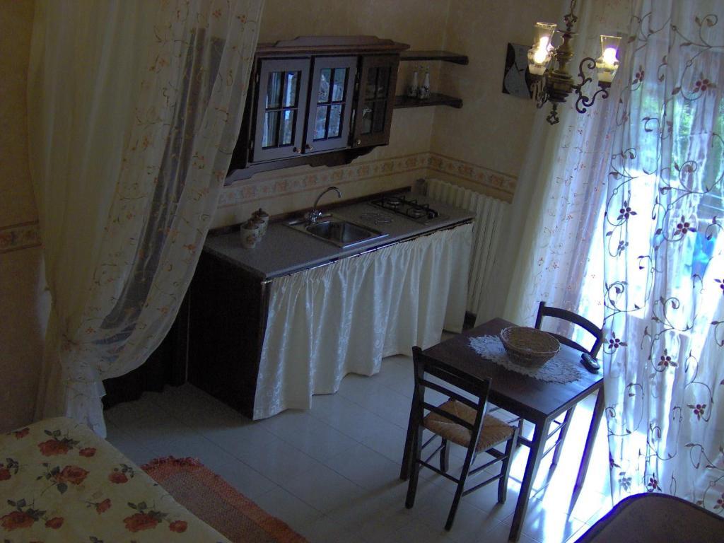 Bed & breakfast Santa Fara Bari Ruang foto