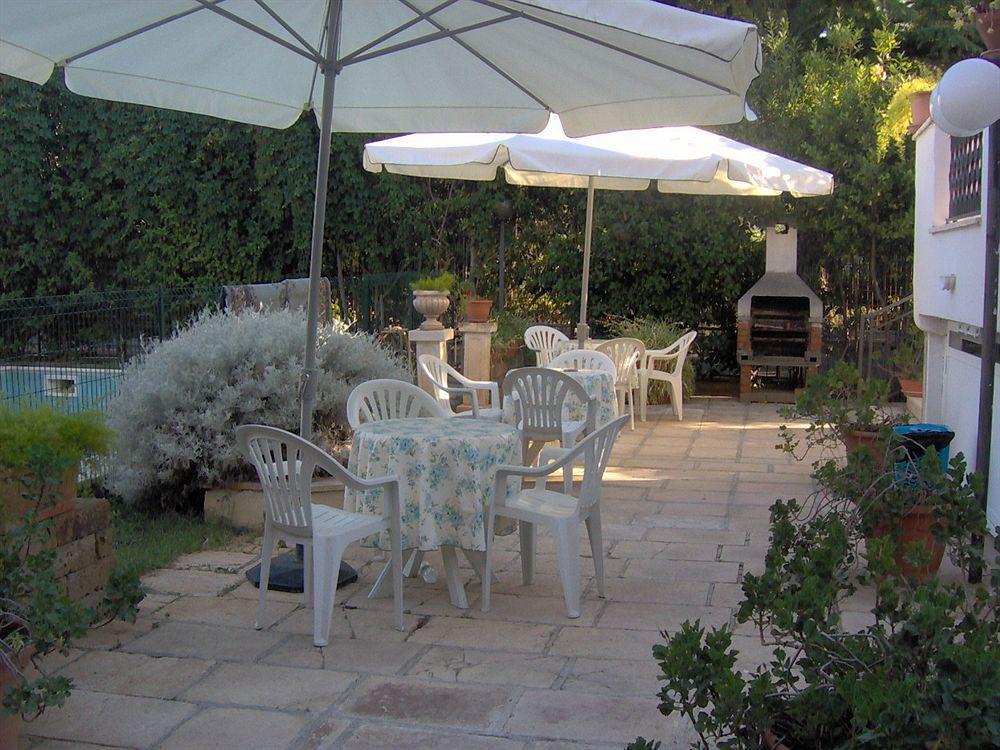 Bed & breakfast Santa Fara Bari Bagian luar foto