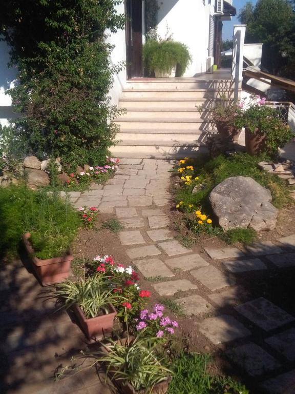 Bed & breakfast Santa Fara Bari Bagian luar foto