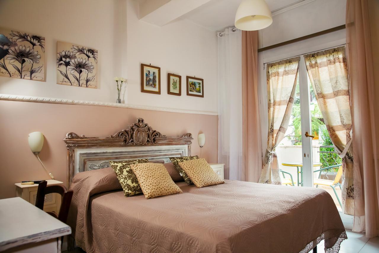 Bed & breakfast Santa Fara Bari Bagian luar foto