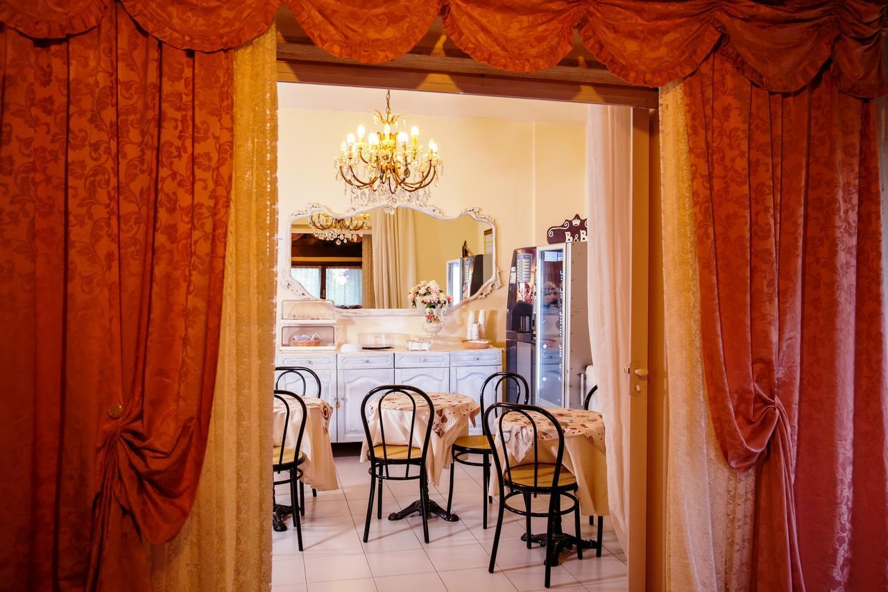 Bed & breakfast Santa Fara Bari Bagian luar foto