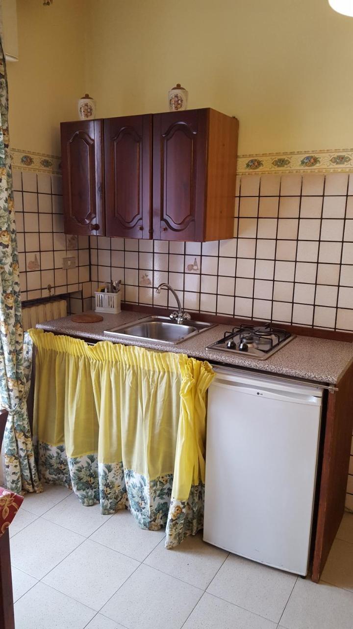 Bed & breakfast Santa Fara Bari Bagian luar foto